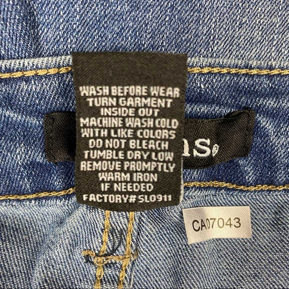 D.JEANS Denim High Waist Mom Bermuda Shorts Size 10 - Picture 15 of 15